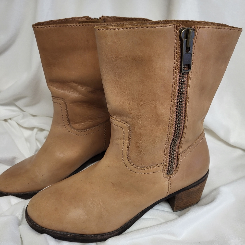 Vintage Lands' End Tan Leather Boots Size 8 Buttery Soft